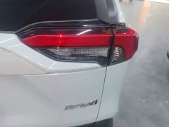 Toyota RAV4 2.0L CVT FWD Urban Edition - ფოტო 7