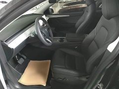 Tesla Model Y Rear-Wheel Drive - ფოტო 14