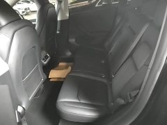 Tesla Model Y Rear-Wheel Drive - ფოტო 16
