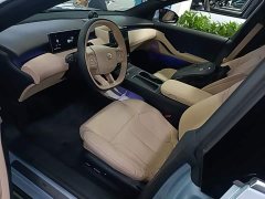 NIO ET5 75kWh - фото 14