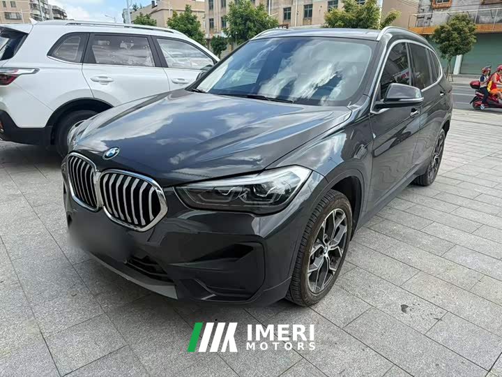 BMW X1 sDrive25Li Premier - автомобиль из Китая