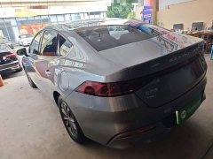 BYD Qin PLUS Glory Edition DM-i 55KM Leading - ფოტო 4