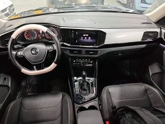 Volkswagen Taos 280TSI FWD Luxury Smart Connected Edition - ფოტო 9