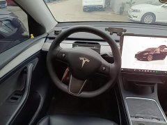 Tesla Model Y Rear-Wheel Drive - ფოტო 10