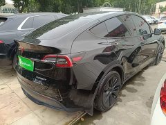 Tesla Model Y Rear-Wheel Drive - ფოტო 6