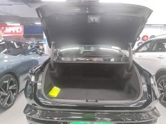 Lynk & Co Z10 2024 95kWh 702km AWD Intelligent Driving Ultra - ფოტო 18