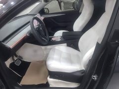 Tesla Model Y Rear-Wheel Drive - ფოტო 14