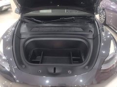 Tesla Model Y Rear-Wheel Drive - ფოტო 19