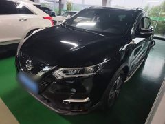 Nissan Qashqai 2.0L CVT XV Premium Luxury - ფოტო 1