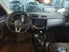 Nissan Qashqai 2.0L CVT XV Premium Luxury - ფოტო 9