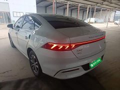 BYD Qin PLUS Glory Edition DM-i 55KM Leading - ფოტო 4