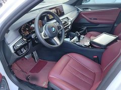 BMW 5 Series Facelift 530Li Premier M Sport Package - ფოტო 14