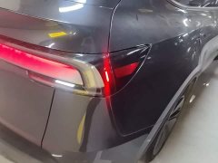 Tesla Model Y Rear-Wheel Drive - ფოტო 7