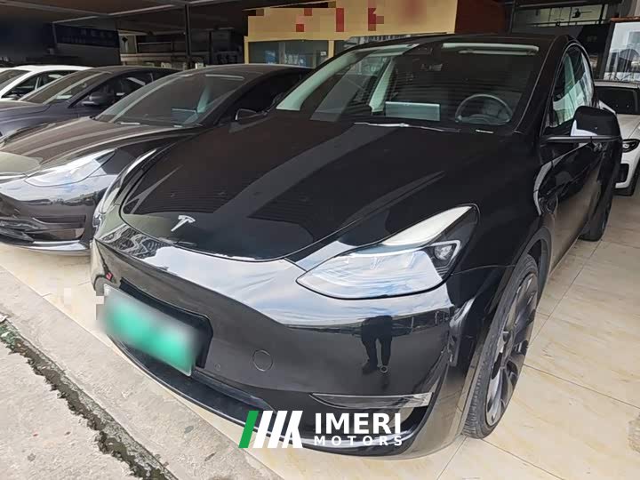 Tesla Model Y Performance All-Wheel Drive