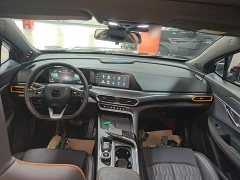 Changan UNI-T 1.5T Sport Premium Edition - ფოტო 9