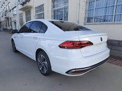 Volkswagen Bora 2023 300TSI DSG Respect Edition - ფოტო 4
