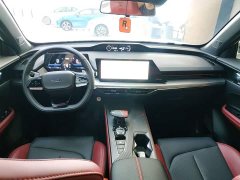 Changan Oushan Z6 Blue Whale 1.5T DCT Smart Comfort Edition - ფოტო 9