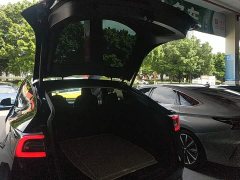 Tesla Model Y Rear-Wheel Drive - ფოტო 18