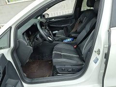 Volkswagen Golf 280TSI DSG R-Line - ფოტო 14