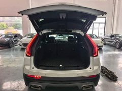 Cadillac XT4 28T FWD Luxury - ფოტო 18