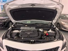 Cadillac XT4 28T FWD Luxury - ფოტო 19