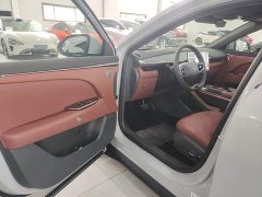 BAIC ARCFOX Alpha T5 Extended Range 1215 Yuan Jing Zhi Xing Version - ფოტო 15
