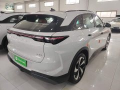 BAIC ARCFOX Alpha T5 Extended Range 1215 Yuan Jing Zhi Xing Version - ფოტო 6