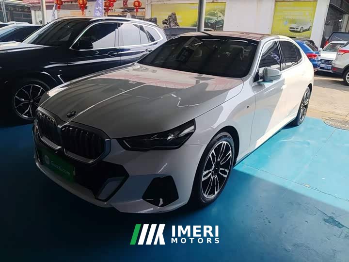 BMW 5 Series 530Li Premier M Sport Package - ავტომობილი ჩინეთიდან