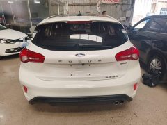 Ford Focus Hatchback EcoBoost 180 Automatic ST Line - ფოტო 5