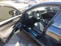 Volkswagen Passat Outstanding Edition 380TSI Starry Sky Dragon Ascendant Version - ფოტო 15