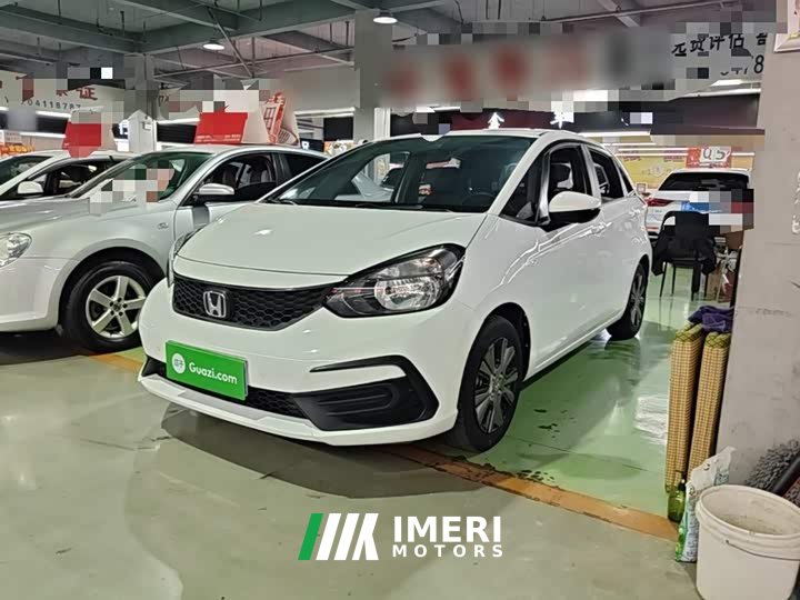 Honda Fit 1.5L CVT Trendy Sunroof Edition - ავტომობილი ჩინეთიდან