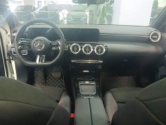 Mercedes-Benz A-Class Facelift A 200 L Fashion Edition - ფოტო 9