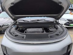 Li Auto L8 Pro - ფოტო 19