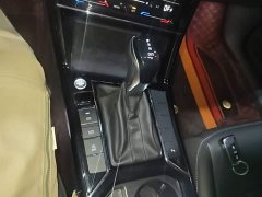 Volkswagen Passat 330TSI Elite - ფოტო 13