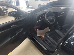 Volkswagen Passat 330TSI Elite - ფოტო 15