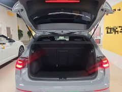 Volkswagen Golf 280TSI DSG R-Line 50th Anniversary Edition - ფოტო 18