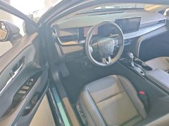 Toyota Camry 2024 Hybrid 2.0L HGVP Luxury - ფოტო 11