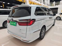 Honda Odyssey 2024 2.0L e:HEV Luxury - ფოტო 6