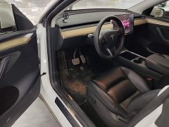 Tesla Model Y 2022 Facelift Rear-Wheel Drive - ფოტო 15