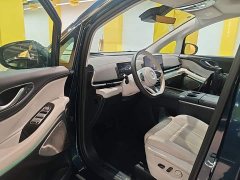 Voyah Lantu Dreamchaser PHEV AWD Luxury Qiankun Edition - ფოტო 15