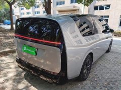 Li Auto Li Xiang MEGA Ultra - ფოტო 6