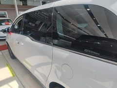 Buick GL8 2023 Land Business Class Comfort Edition - ფოტო 4