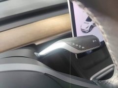 Tesla Model Y Long Range All-Wheel Drive 3D7 - ფოტო 13