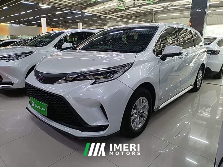 Toyota Grevias 2.5L Hybrid Comfort Edition - car from China