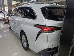 Toyota Grevias 2.5L Hybrid Comfort Edition - photo 4