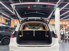Mercedes-Benz GLS 450 4MATIC Fashion - ფოტო 14