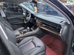 Audi Q7 55 TFSI quattro S Prestige - ფოტო 4