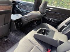 Toyota Camry Hybrid 2.5L XLE Premium - photo 13
