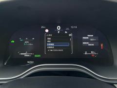 Toyota Camry Hybrid 2.5L XLE Premium - photo 18