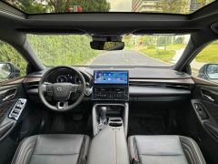 Toyota Camry Hybrid 2.5L XLE Premium - photo 5